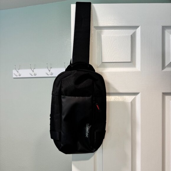 Tomtoc Black Sling Bag - Picture 8 of 15